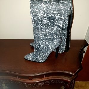 Black & white snakeskin boots